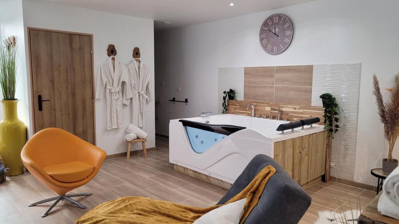 Studio Design Cocon Spa Prive A Deux Pas De Lille Bassee Exterior foto