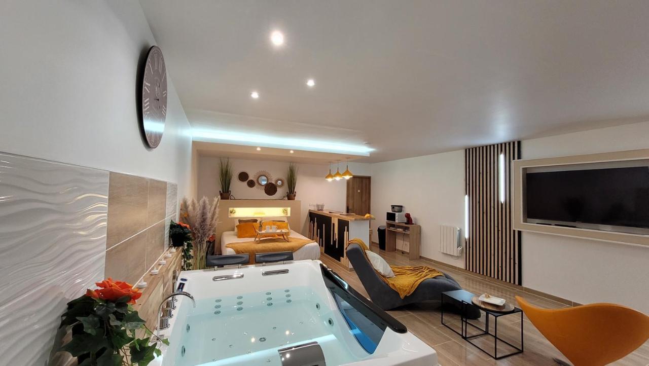 Studio Design Cocon Spa Prive A Deux Pas De Lille Bassee Exterior foto